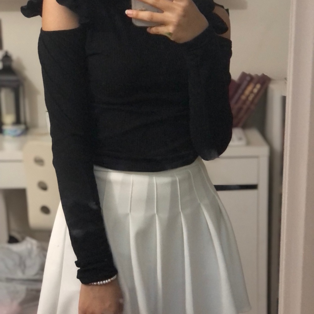 black long sleeve shirt with shoulder cut outs